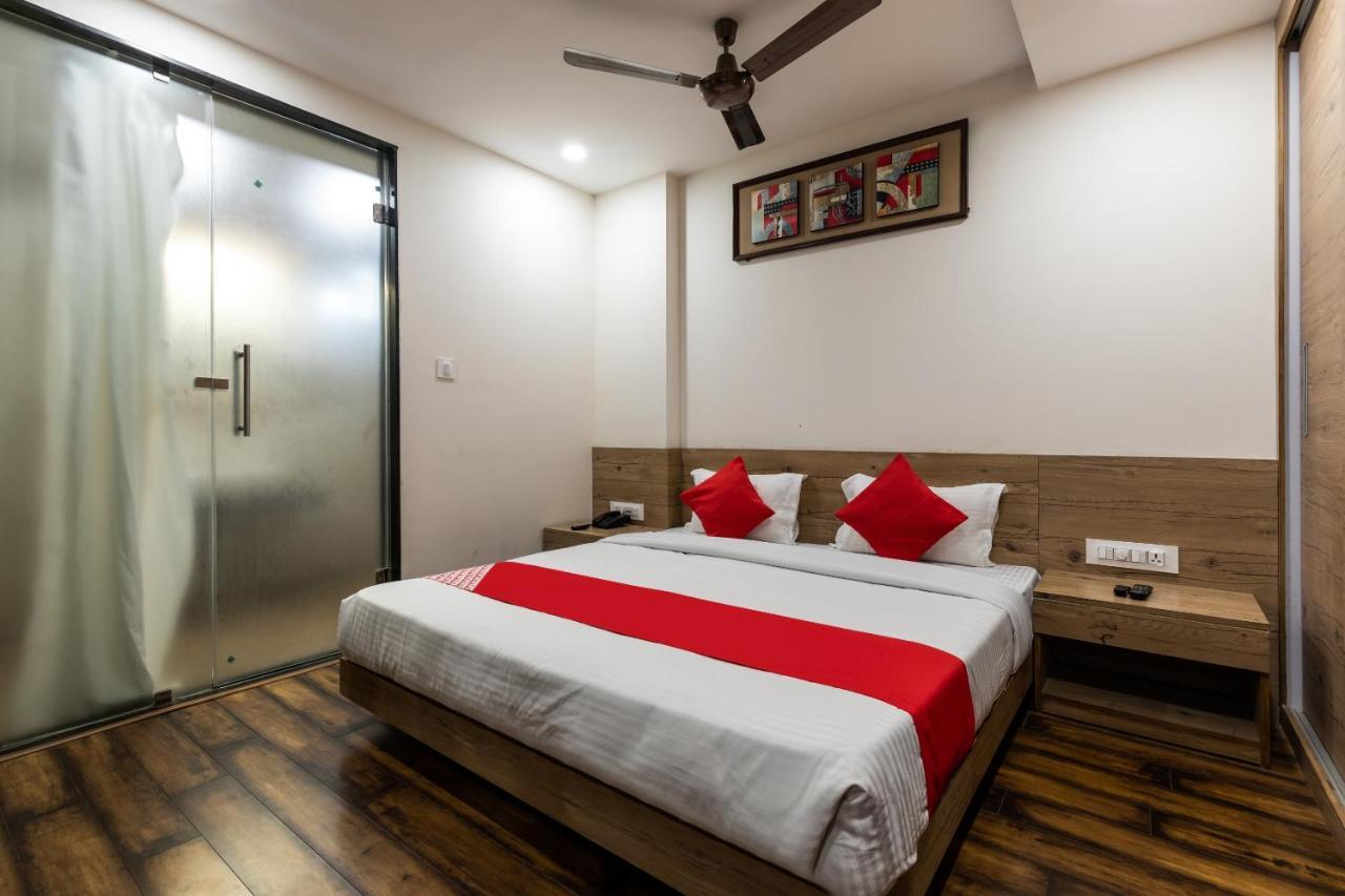 Capital O 47403 Hotel Manjeet Bhopal Exterior foto